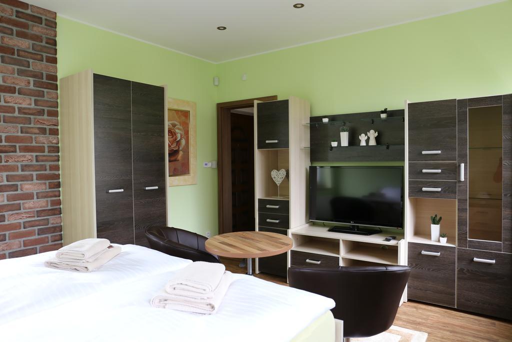 Apartment Pension Stark Франтішкови-Лазнє Екстер'єр фото